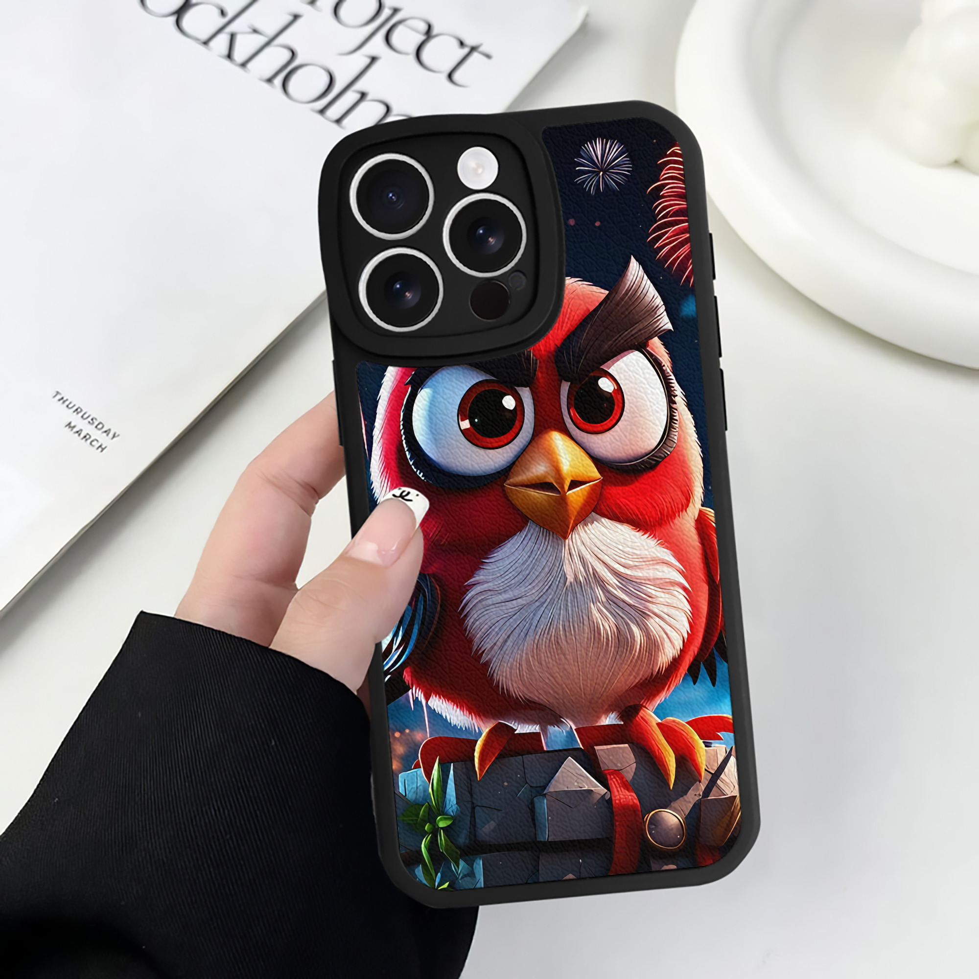 （画像用） Angry Birds アングリーバード 【iPhone 16シリーズ対応】シリコンスマホケース（レザー調） 材質：シリコン
